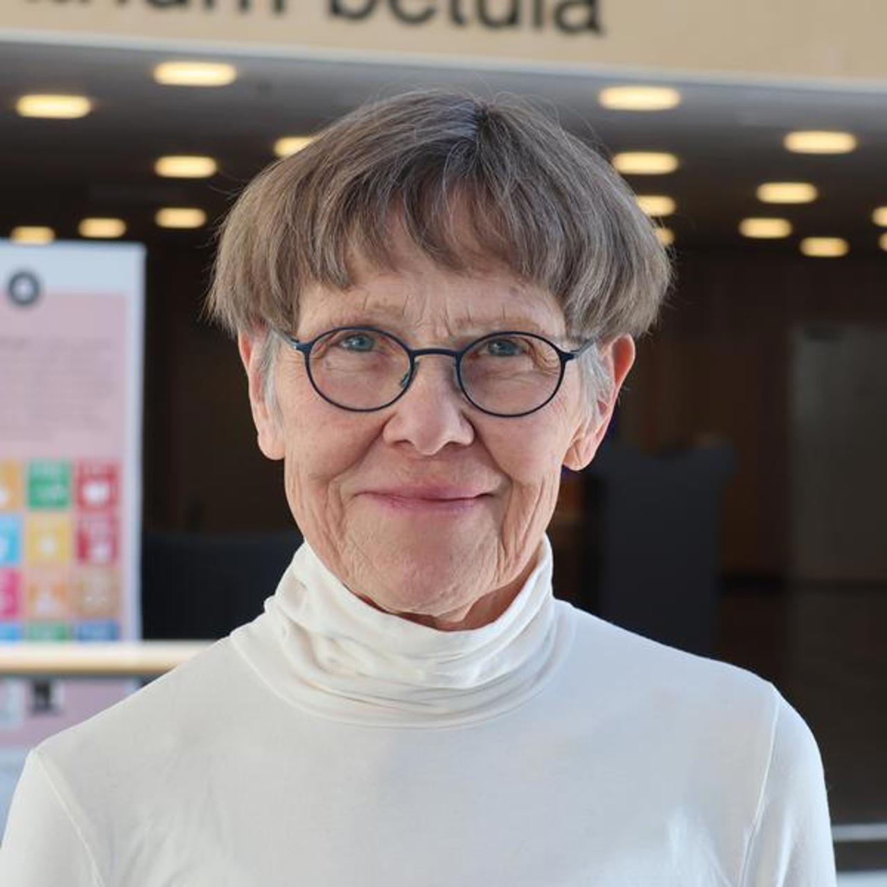 Portr&auml;ttbild p&aring; Margareta Norberg. Institutionen f&ouml;r folkh&auml;lsa och klinisk medicin