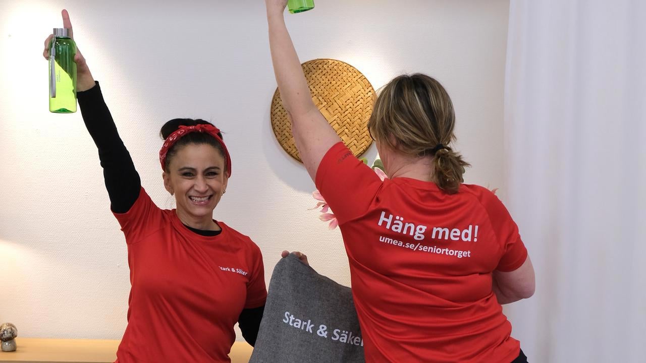Maria W&aring;hlin och Sofia Edeljung arbetar med programmet Stark och s&auml;ker