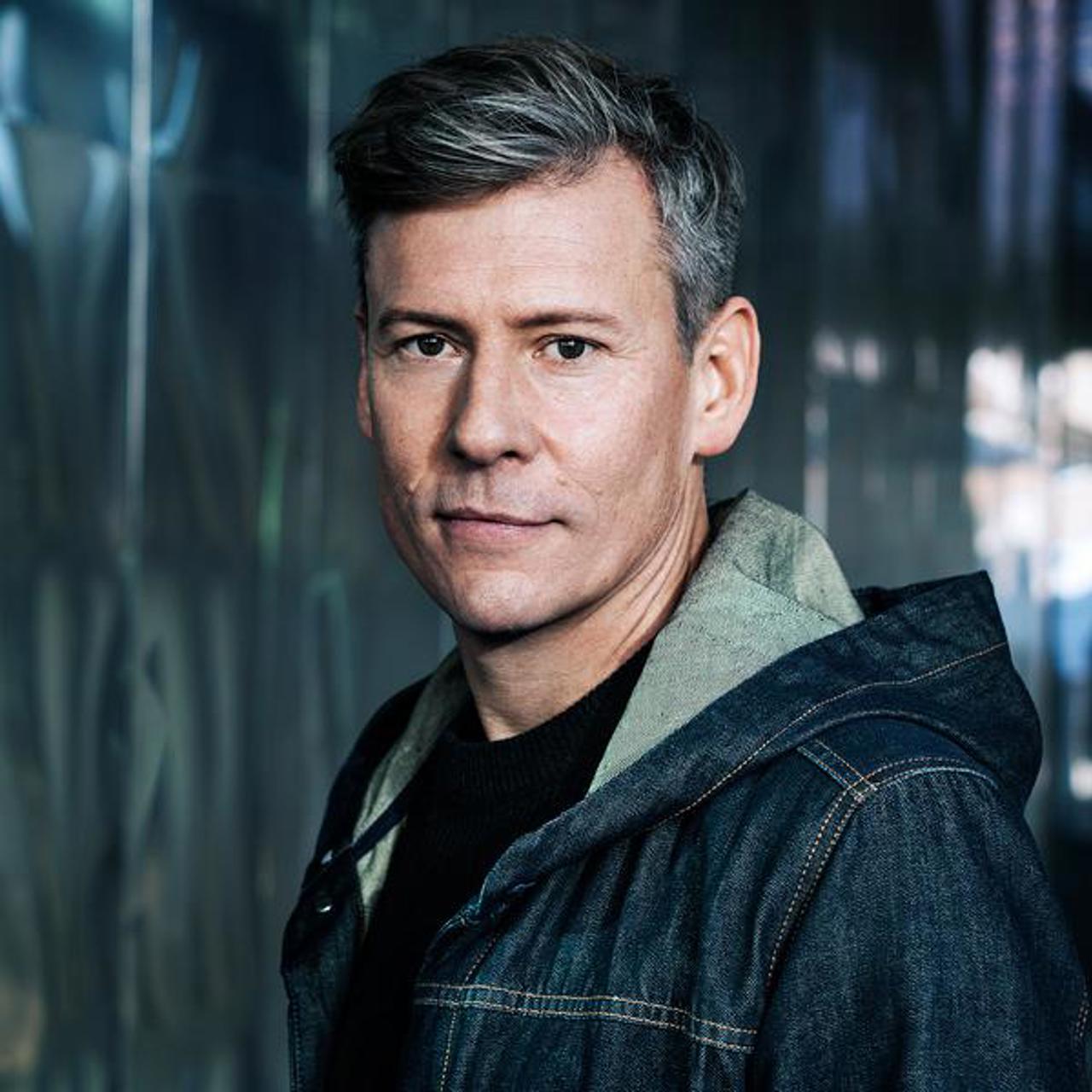 Andreas Norman &auml;r f&ouml;rfattare, journalist och statsvetare.