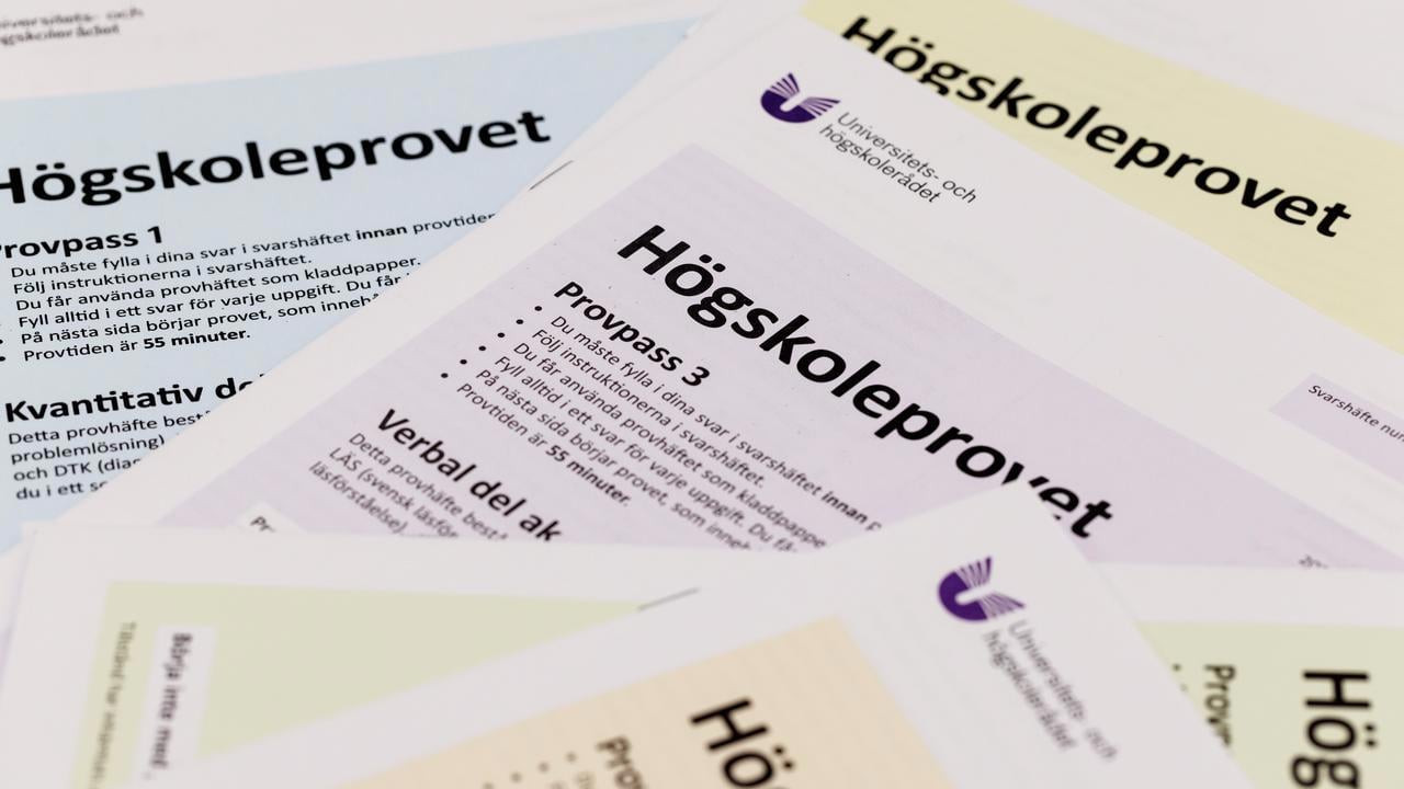 Närbild på högskoleprovet