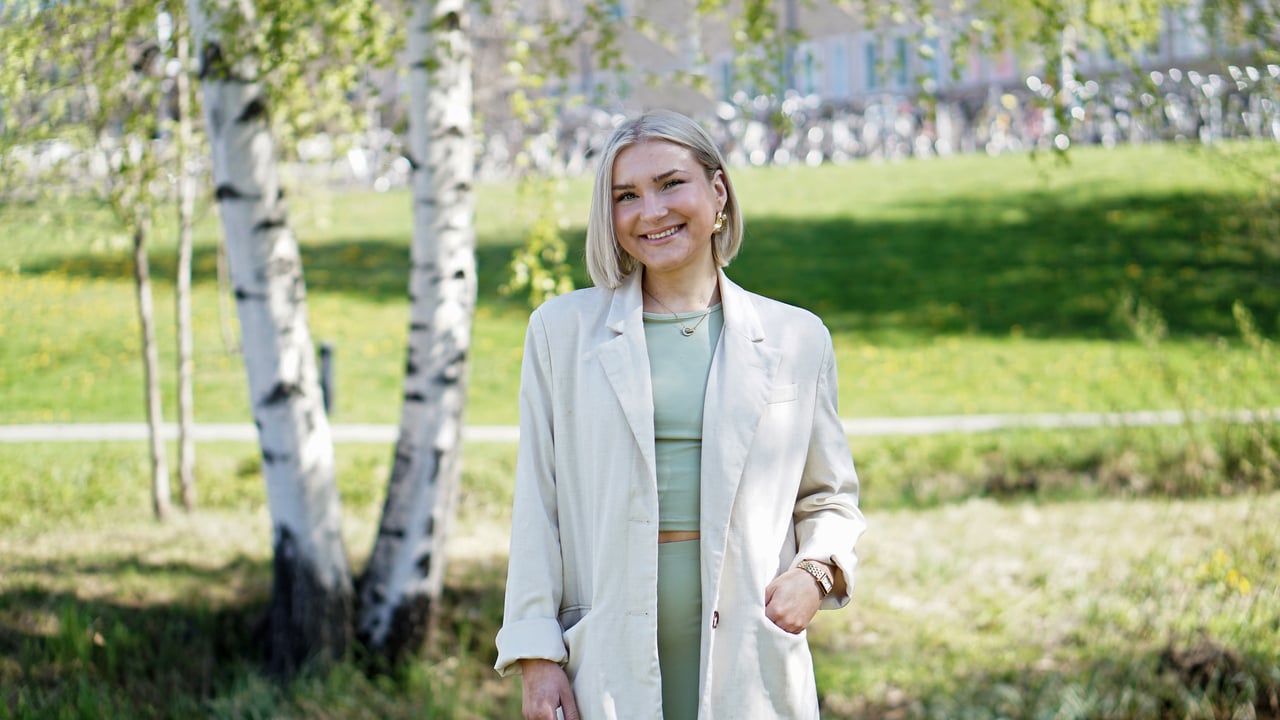 Ida Melin, vinnare av Handelsh&ouml;gskolans Alumnistiftelses pris 2024.