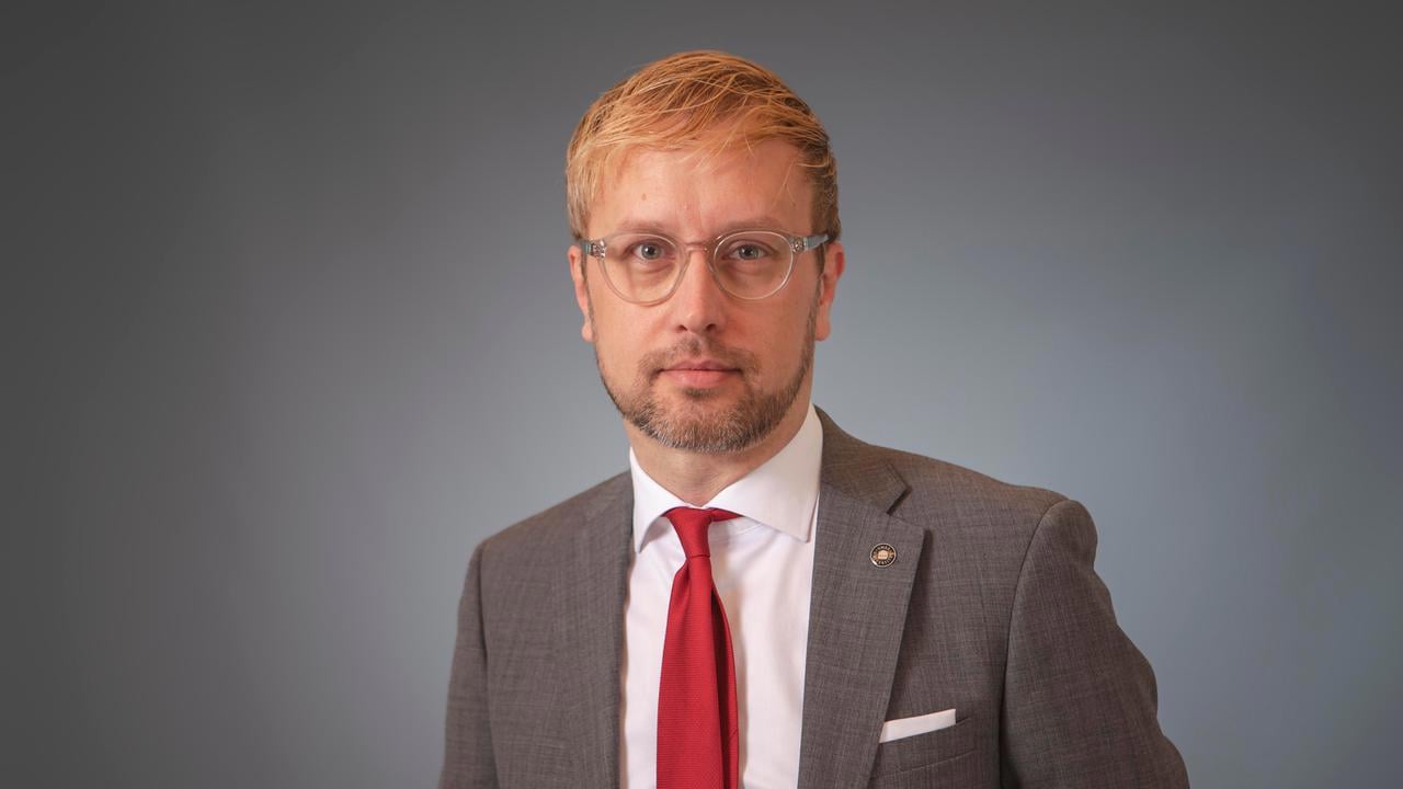 Portr&auml;tt: Patrik Danielson. Professor, &ouml;verl&auml;kare vid Institutionen f&ouml;r medicinsk och translationell biologiEnhet: L&auml;rare A-flygeln, Grupp Patrik Danielson