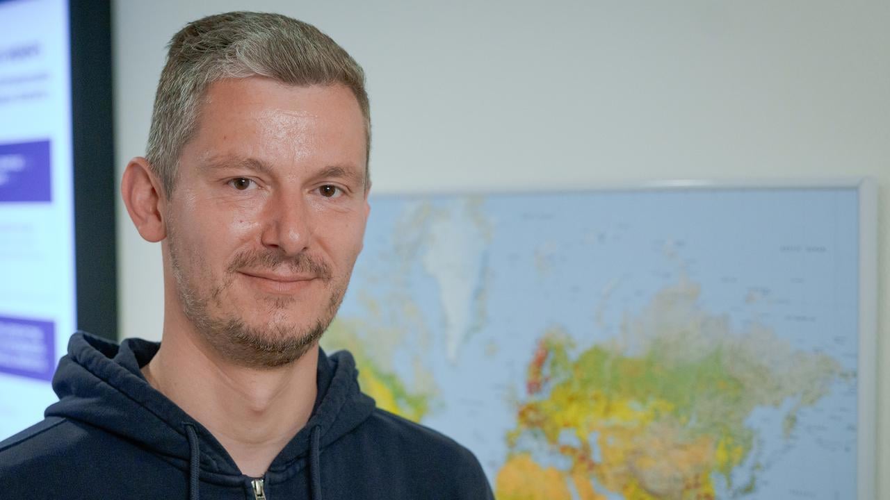 Konrad AbramowiczUniversitetslektor vid Institutionen f&ouml;r matematik och matematisk statistikRoll: Prefekt