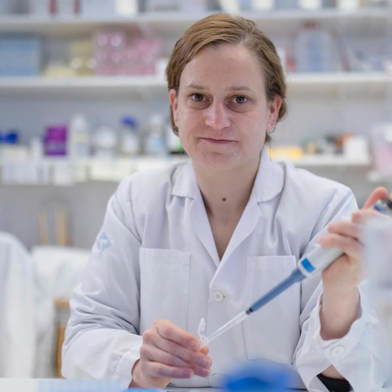 Saskia ErttmannStaff scientist (tjänstledig) vid Institutionen för molekylärbiologiEnhet: Grupp Saskia ErttmannForskarassistent vid Institutionen för molekylärbiologiEnhet: Grupp Saskia Erttmann