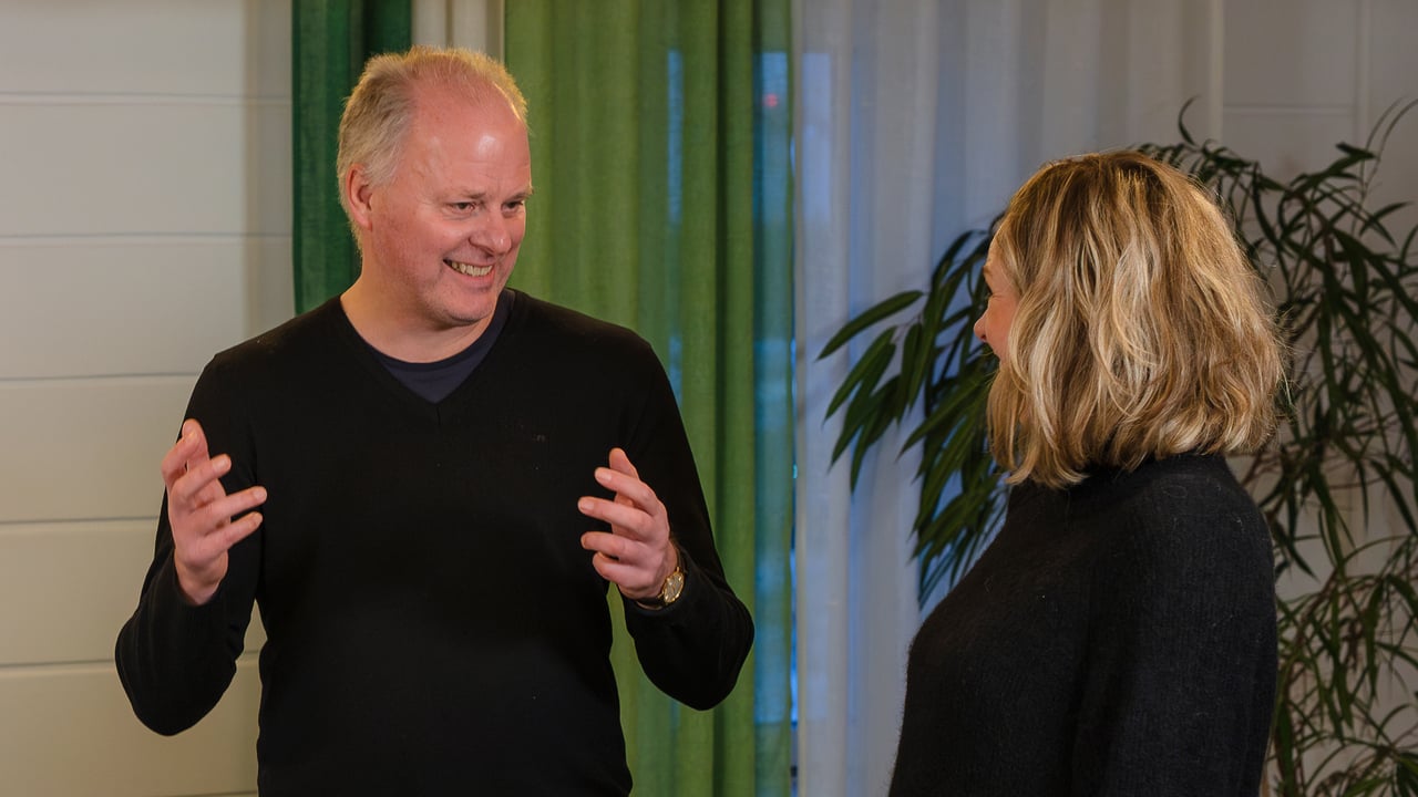 Lars Nyberg och Maria Josefsson in conversation.