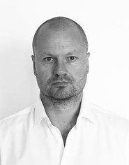 Personalbild Tobias Richard