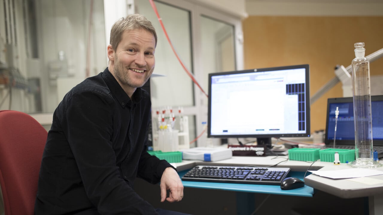 Fredrik Almqvist, professor i organisk kemi vid Ume&aring; Universitet.