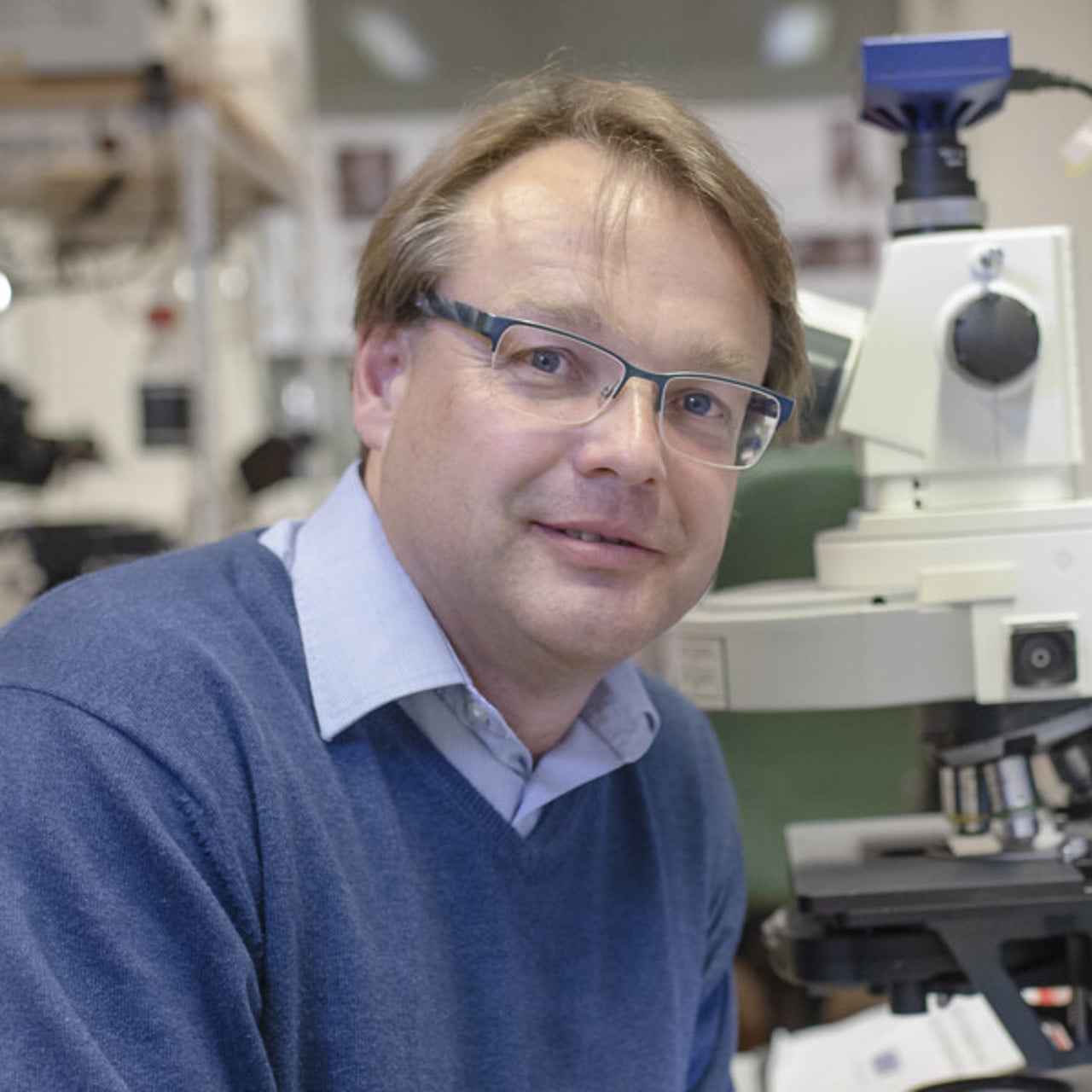 Portr&auml;tt p&aring; Oliver Billker, anknuten som professor till Institutionen f&ouml;r molekyl&auml;rbiologi, Ume&aring; universitet.