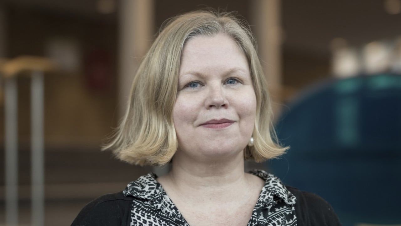 Porträtt på Katarina Gregersdotter, universitetslektor i engelska vid Institutionen för språkstudier, Umeå universitet