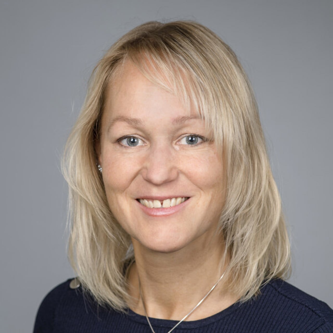 Portr&auml;tt p&aring; Lena Gunhaga, professor vid Ume&aring; centrum f&ouml;r molekyl&auml;r medicin vid Ume&aring; universitet.