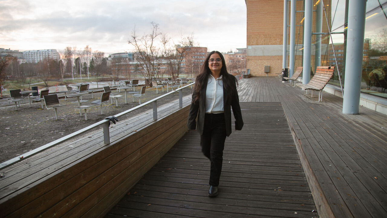 Portr&auml;ttbild p&aring; Saloni Kwatra, doktorand vid Institutionen f&ouml;r Datavetenskap