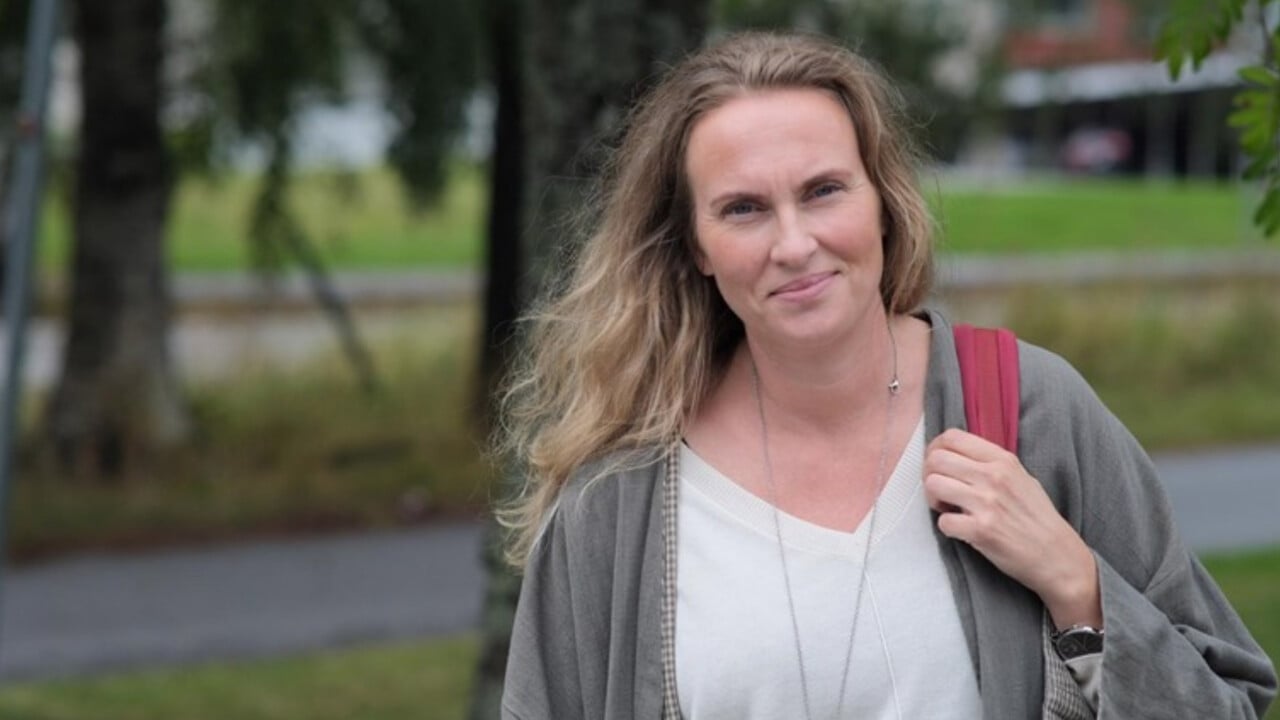 Portr&auml;ttfoto p&aring; Maria J&ouml;nsson, lektor i litteraturvetenskap vid Ume&aring; universitet