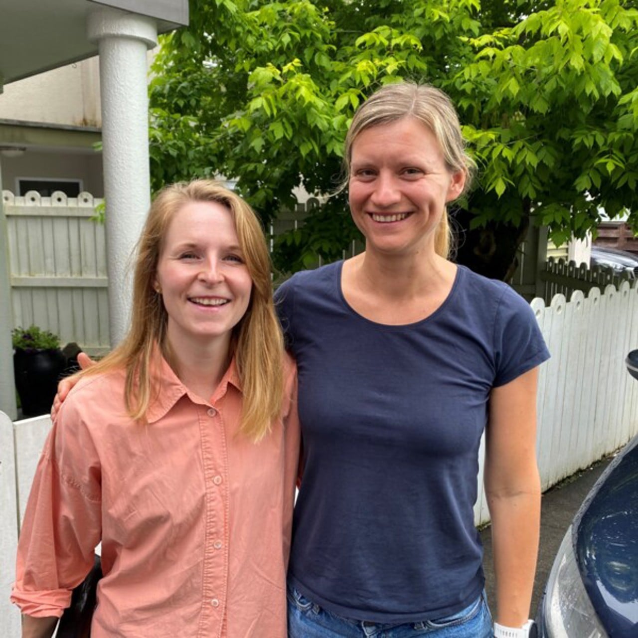 Nina Dahle och Ulrika Andersson p&aring; predok.