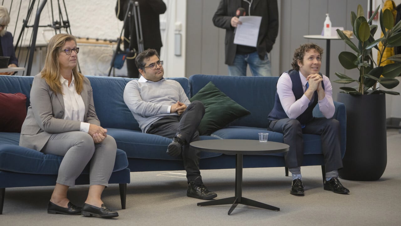 Huge excitement prior to the announcement. Ume&aring; University had organised a Nobel event for media and staff. On the sofa are Katrine Riklund, Pro-Vice-Chancellor, David Cisneros, postdoctoral fellow and senior research assistant, MIMS, and Erik Campano, doctoral student at the Department of Informatics.