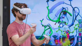 VR-undervisningsprojekt Visualisering av kemiska strukturer med analoga och digitala modeller Michael Holmboe och Erik Chorell