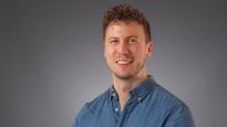 Porträtt: Claes Schiller. Anknuten som forskarstuderande till Institutionen för folkhälsa och klinisk medicin
Enhet: Dermatologi och venereologi