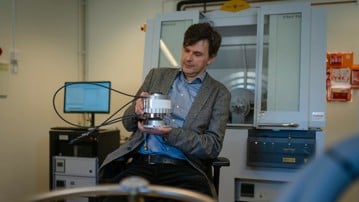 Alexandr Talyzin
Professor vid Institutionen för fysik
Enhet: Nanomaterials