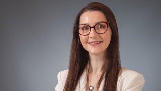 Porträtt: Merve Yesilbas. Biträdande universitetslektor vid Kemiska institutionen