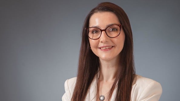 Porträtt: Merve Yesilbas. Biträdande universitetslektor vid Kemiska institutionen