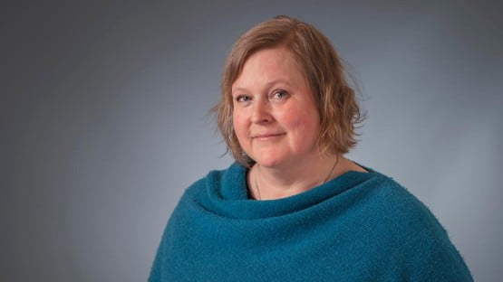 Porträtt: Jenny Sundholm. Studieadministratör vid Enheten för polisiärt arbete