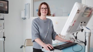Sara Lundsten, doktorand vid Institutionen för omvårdnad vid Umeå universitet. Hon forskar på AI inom sjukvården.