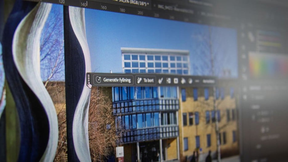 Skärmbild från bildredigeringsprogram med AI-funktioner.