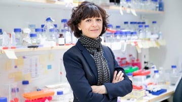 Emmanuelle Charpentier, Honorary Doctor at Umeå University. Founding and Acting Director of the Max Planck Unit for the Science of Pathogens and Honorary Professor at Humboldt University, Berlin.  Former group leader at the Laboratory for Molecular Infection Medicine Sweden (MIMS), Umeå University.