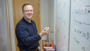 Klas Markström Professor vid Institutionen för matematik och matematisk statistik