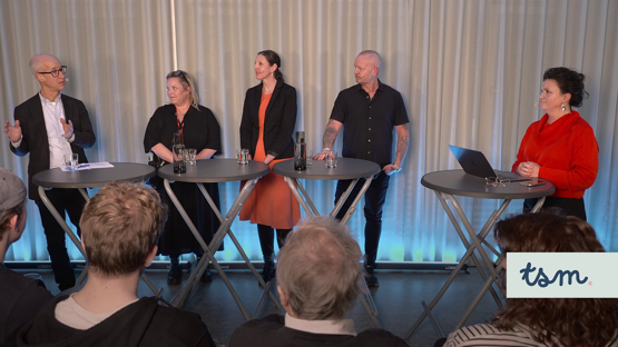 Handelshögskolan tillsammans panel