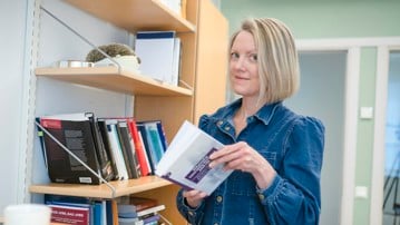Professor vid Enheten för demografi och åldrandeforskning vid Umeå universitet (EDÅ)<br/>Anknuten som övrig/annan befattning till Sociologiska institutionen