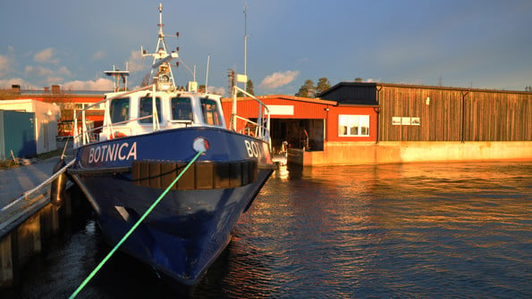 Umeå marina forskningscentrums anläggning i Norrbyn. Gryning i oktober.