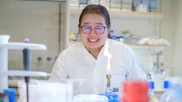 Bolor Buyanbadrakh working in the lab