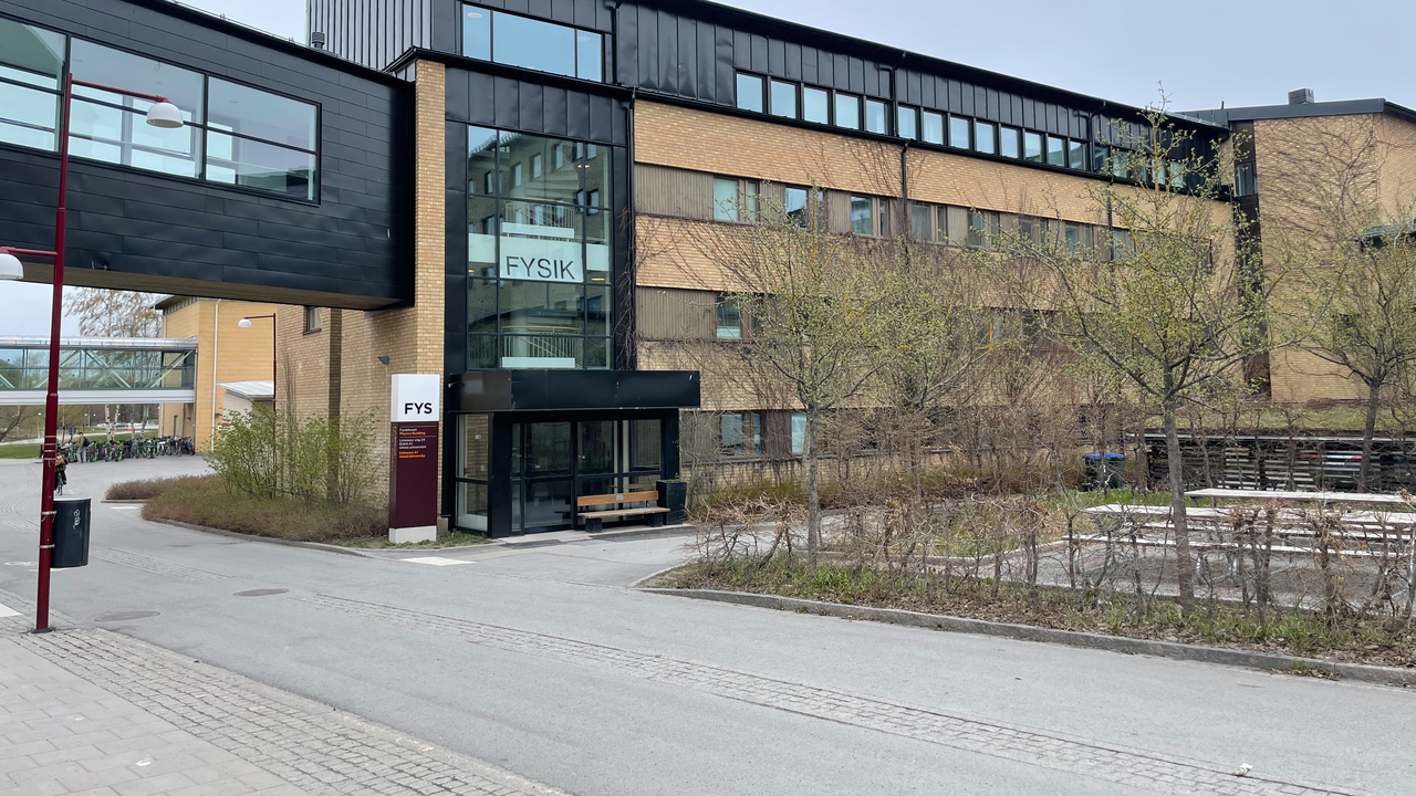 En bild på fysikinstitutionen utifrån