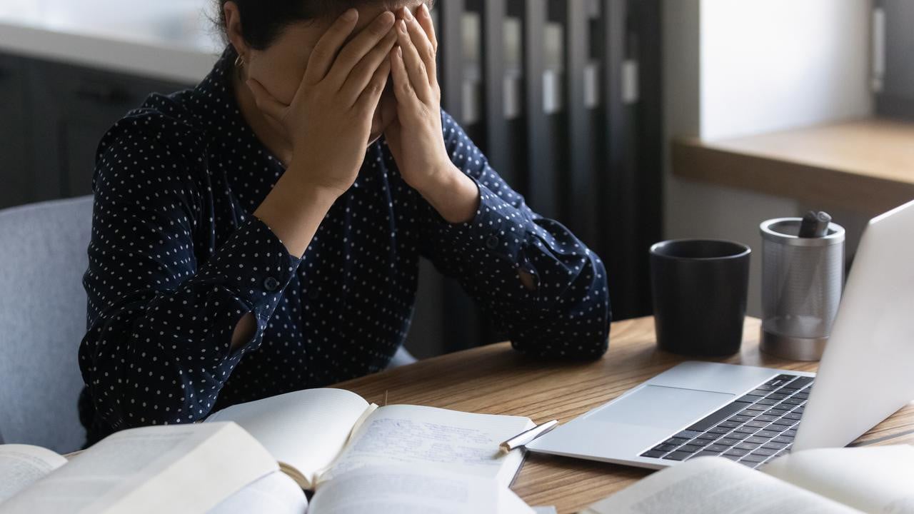 Trötthet, stress, huvudvärk, utmattad, koncentration.