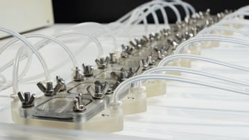 Vätskeflödesceller tillverkade av 3D printad UV härdad resin