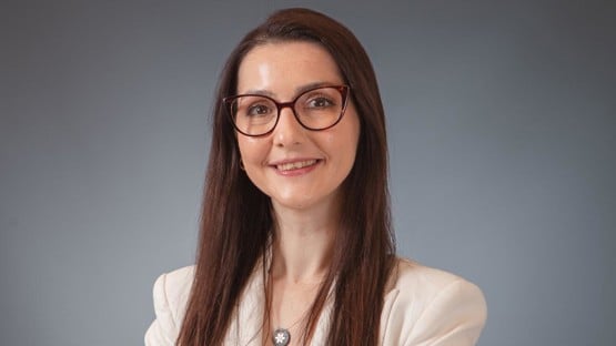 Porträtt: Merve Yesilbas. Biträdande universitetslektor vid Kemiska institutionen