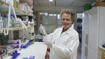 Robin Fåhraeus
Professor vid Institutionen för medicinsk biovetenskap