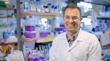 Johan Normark<br/>Anknuten som läkare till Institutionen för klinisk mikrobiologi<br/>WCMM / Wallenberg centrum för molekylär medicin