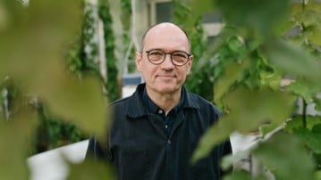 Johannes Messinger
Professor vid Institutionen för fysiologisk botanik
Enhet: Umeå Plant Science Centre - UmU