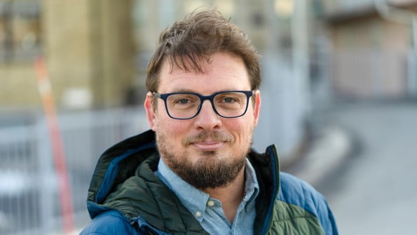 Professor vid Institutionen för matematik och matematisk statistik<br/>Anknuten som övrig/annan befattning till Företagsforskarskolan för samverkan och innovation