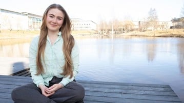 Johanna Birgersdotter, student på civilingenjörsprogrammet i industriell ekonomi och grundare av nätverket Glimtin som jobbar för att intressera fler tjejer för teknik och ingenjörsyrket.