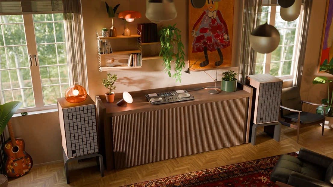 Transition one in a calm home setting. Designed to blend in with everyday interiors while still offering a club-standard layout for realistic practice.