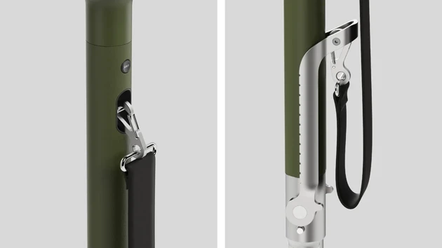 If required by the farmer, a carrying strap can easily be attached to the spear at dedicated attachment points.