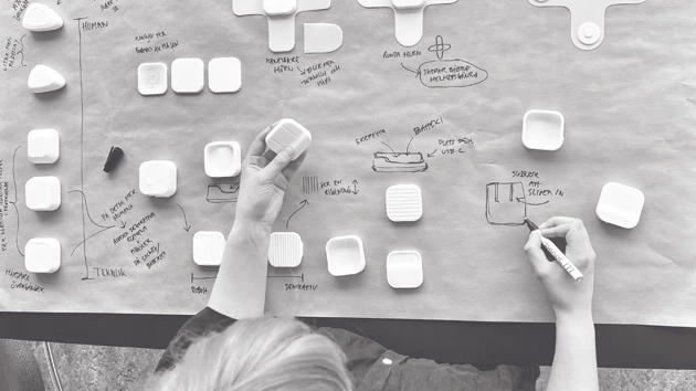 Prototyping in real scale throughout the project to evaluate ergonomics and usability.