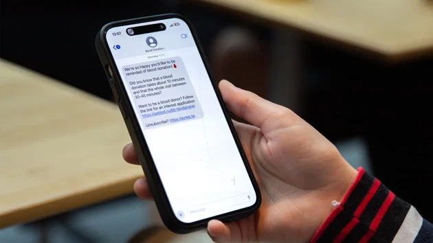 Sign up-reminder messages for non-blood donors