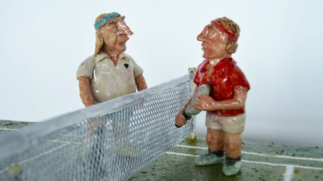 Två porslinsfigurer