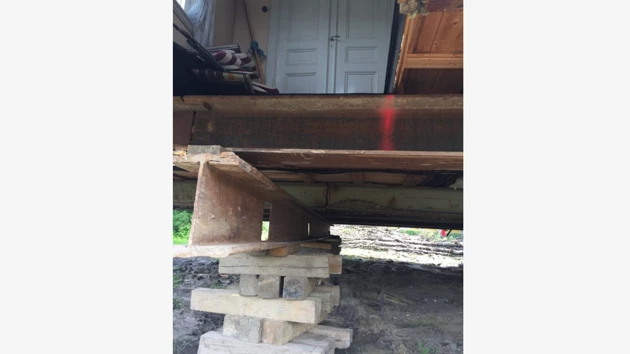 Building being moved, up-close image 