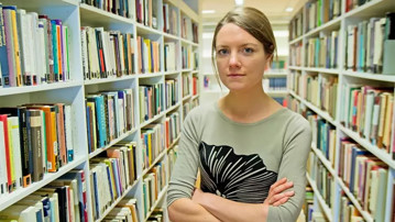 Porträtt på Anna Baranowska-Rataj forskare vid Sociologiska institutionen i Universitetsbiblioteket på Umeå universitet.
