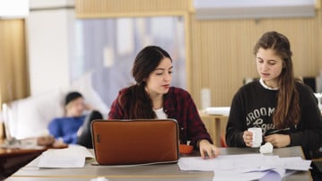Bild på arkitektstudenter
