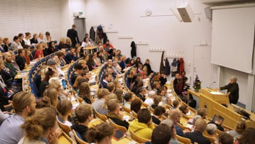 Föreläsning i samhällsvetarhuset med Joan Scott